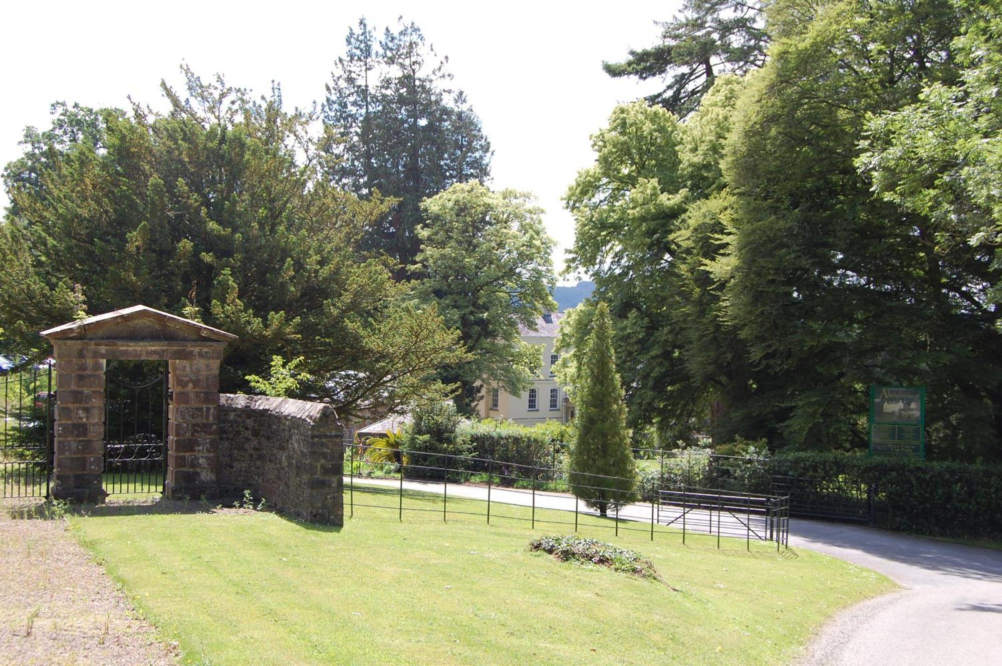 Dinefwr Cottage Carmarthen Exterior foto